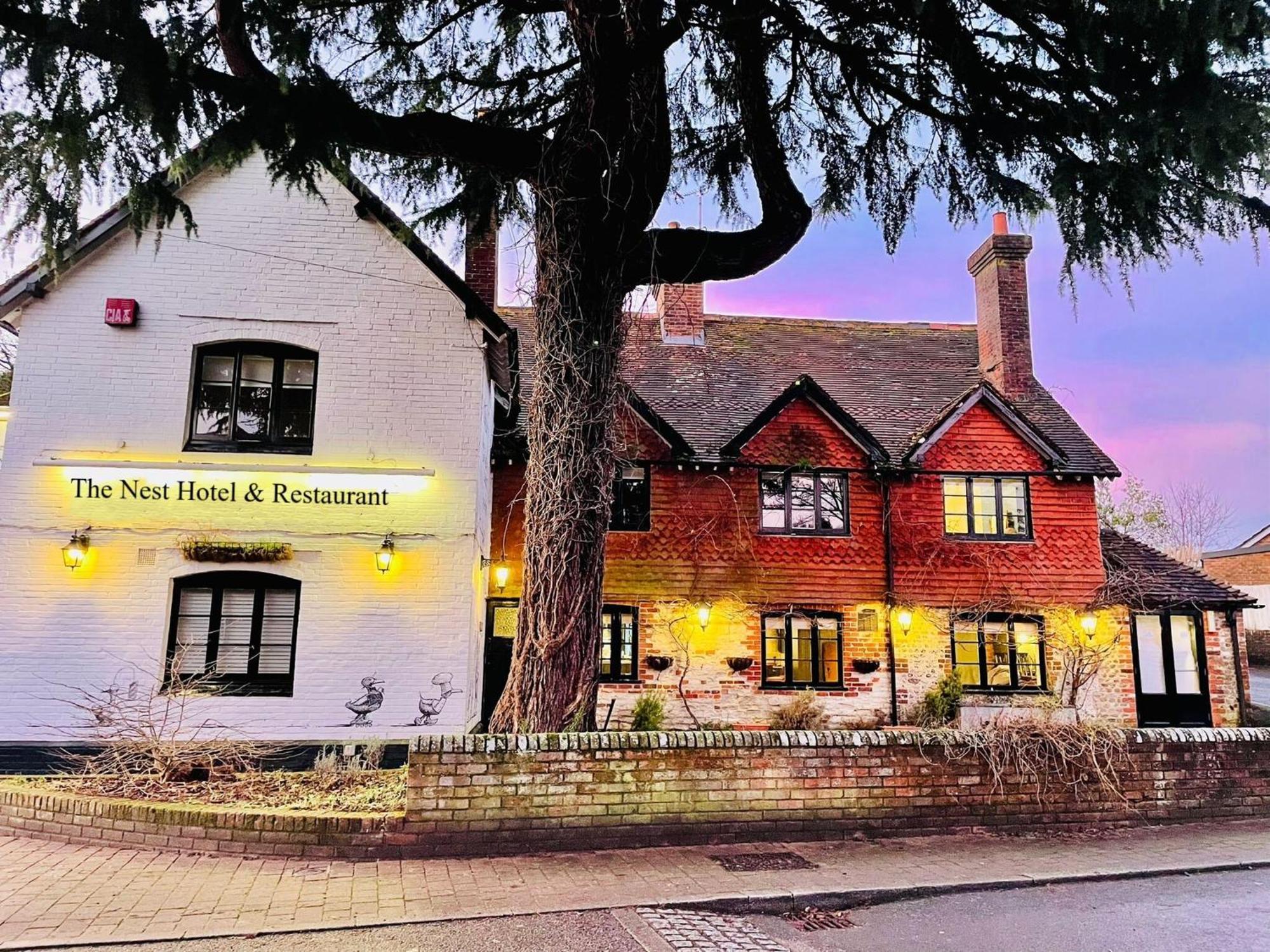The Nest Hotel & Restaurant Petersfield Exterior photo